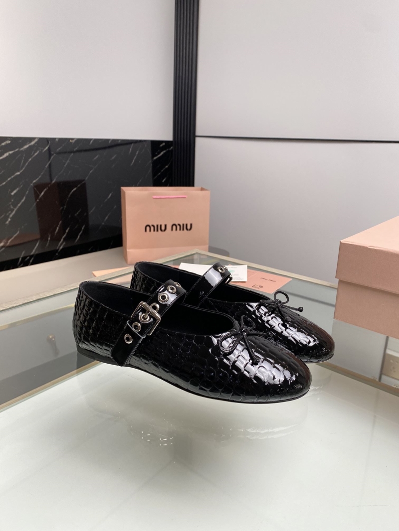 Miu Miu flat shoes